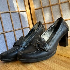 Bass Y2K Black Leather Buckle Heels